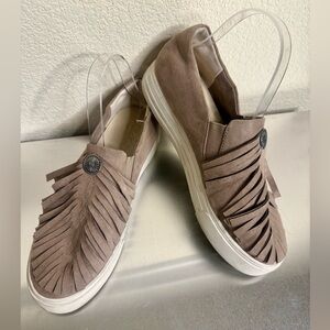 Women's Ariat Suede Taupe Fringe Slip-On Shoes Sz 9.5